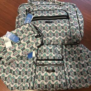 Vera Bradley Large Travel Duffel and Weekender - MAKE AN OFFER, I’M MOVING !!